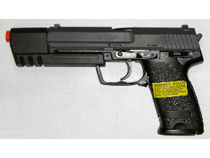 UHC Tomb Raider Gun Black